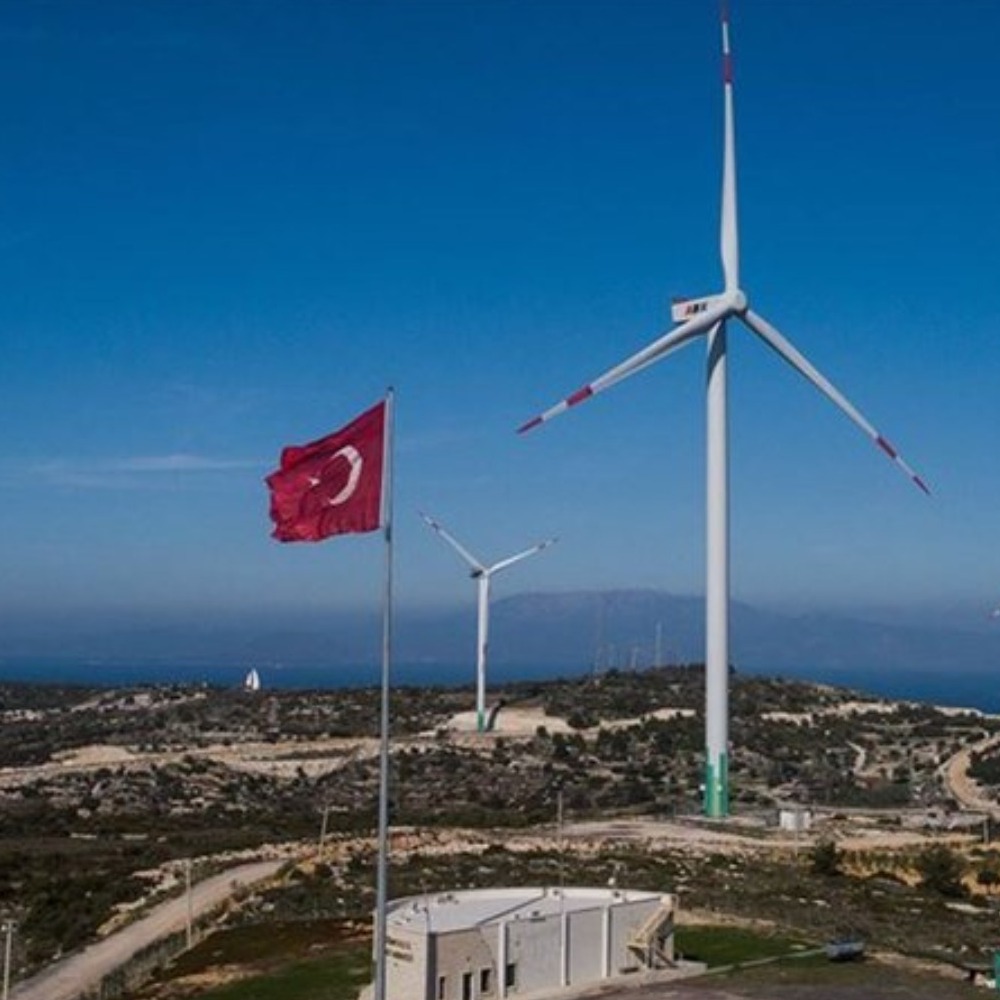 Bakan Dönmez: 6 Kasım Cuma günü günlük elektrik üretim rekoru kırdık